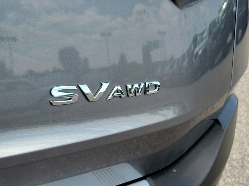 Used 2023 Nissan Rogue SV AWD/4WD image 6