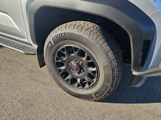 Used 2025 Toyota 4Runner TRD Off-Road Premium image 6