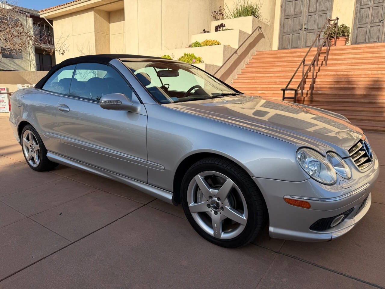 Used 2005 Mercedes-Benz CLK 500 Cabriolet w/ Lighting Pkg image 31
