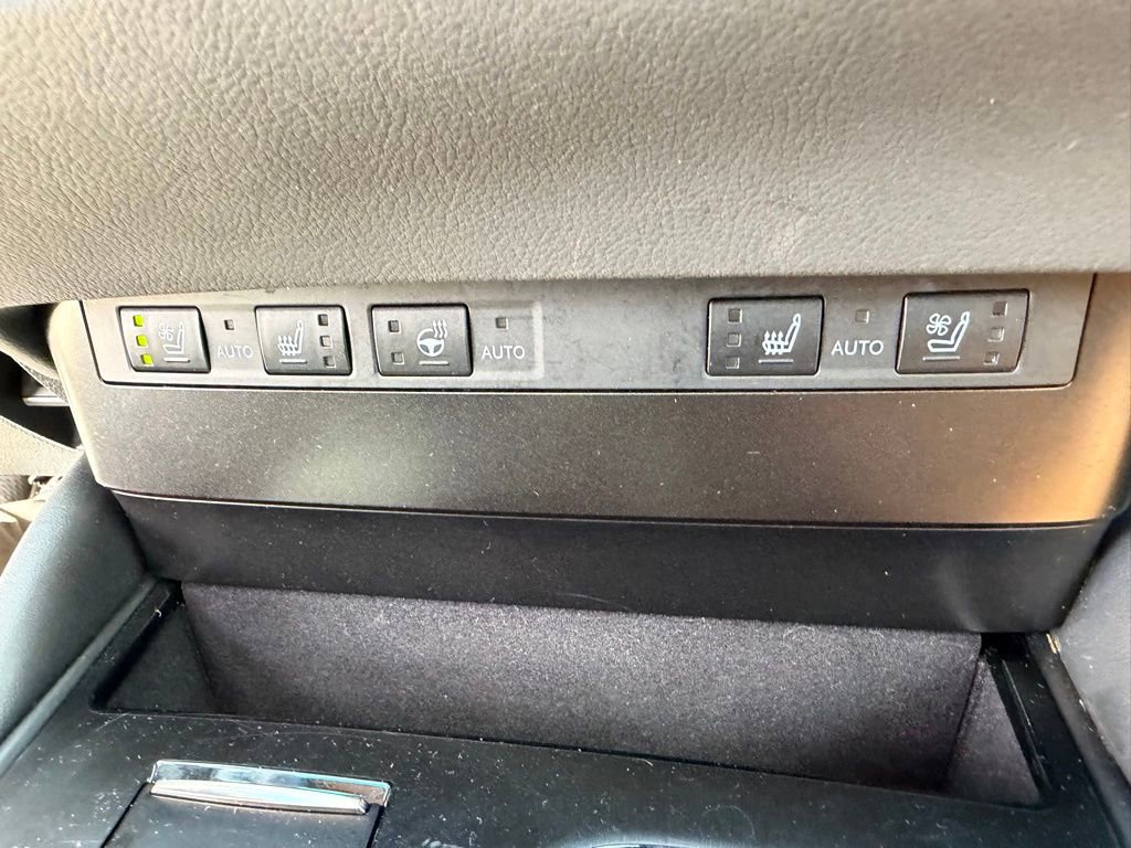 Used 2023 Lexus ES 250 w/ Premium Package image 26