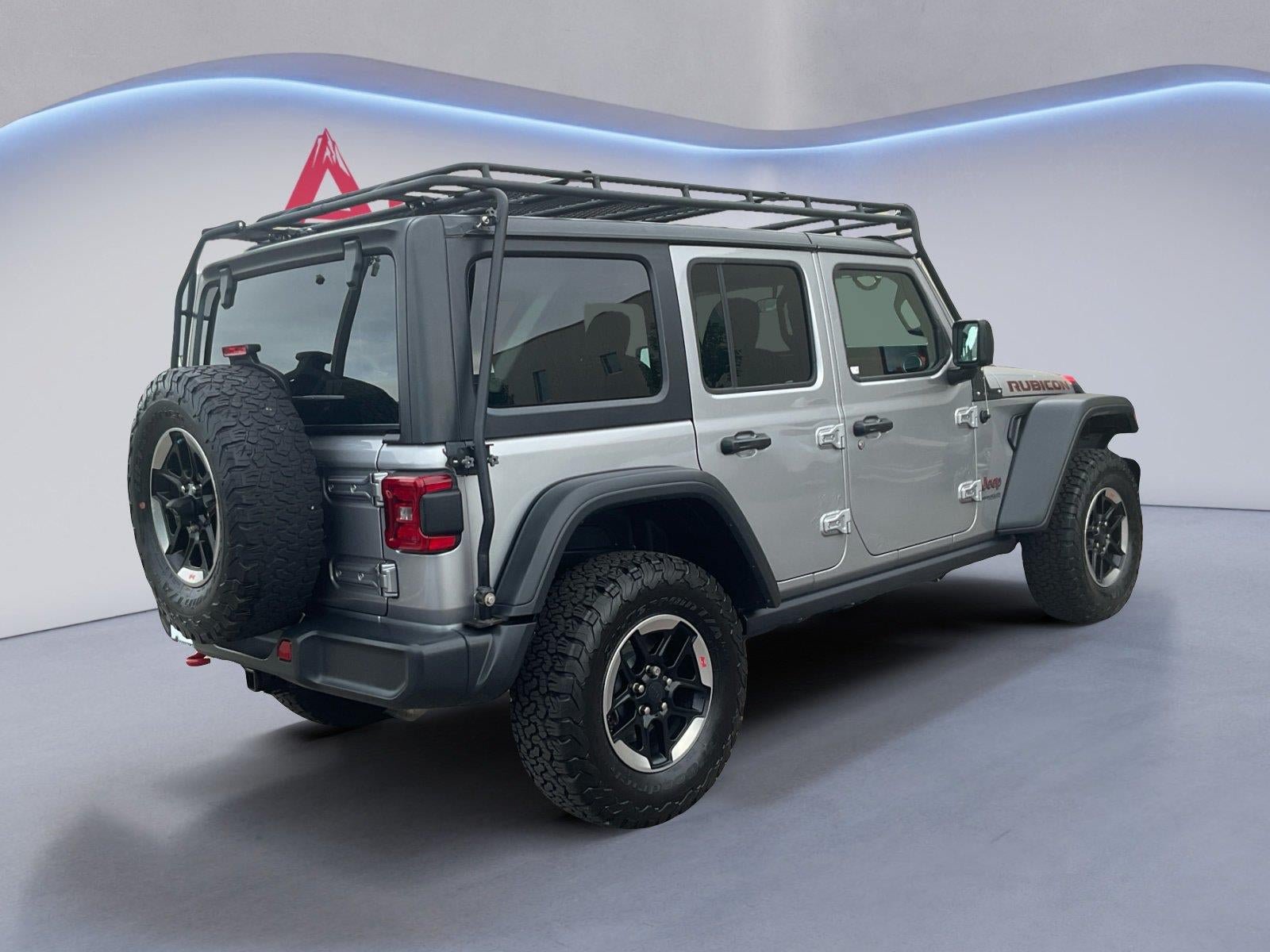 Used 2018 Jeep Wrangler Unlimited Rubicon w/ LED Lighting Group AWD/4WD image 5