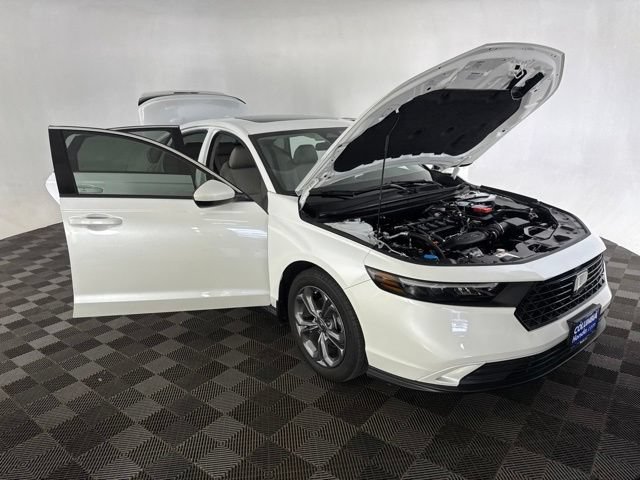 Used 2024 Honda Accord EX image 15