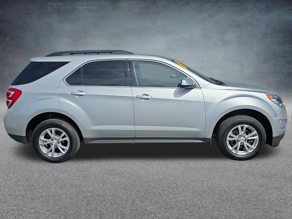Used 2017 Chevrolet Equinox LT w/ Convenience Package FWD image 9