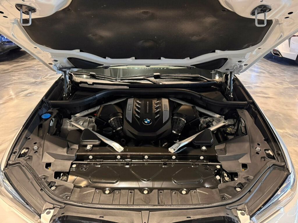 Used 2023 BMW X5 M50i w/ Executive Package image 30