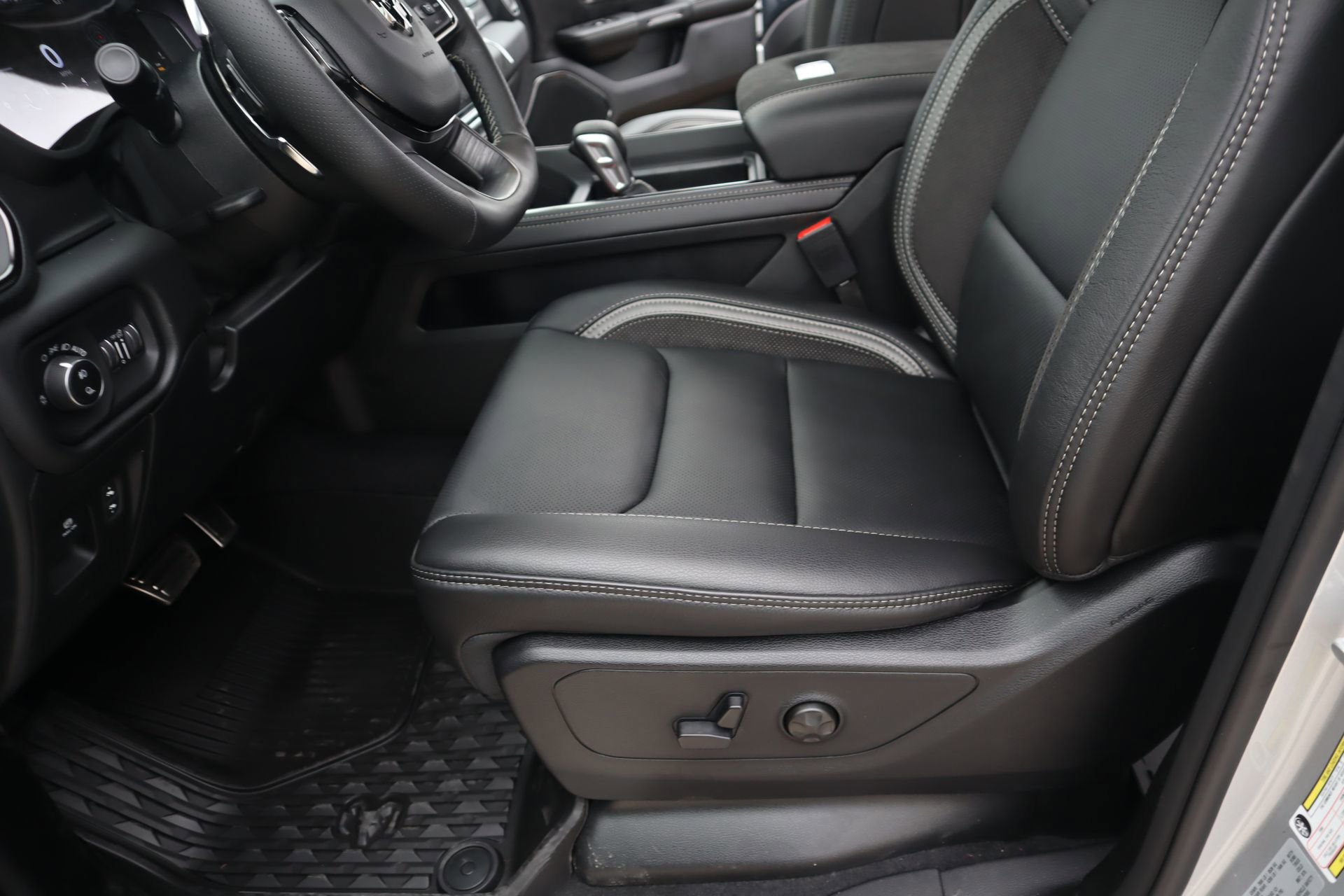 New 2026 RAM 1500 RHO AWD/4WD image 13