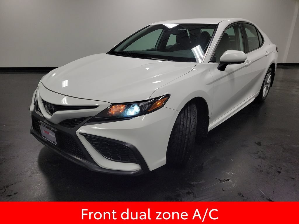 Used 2024 Toyota Camry SE FWD image 4