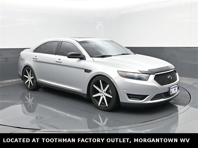 Used 2018 Ford Taurus SHO w/ Driver Assist Package image 3