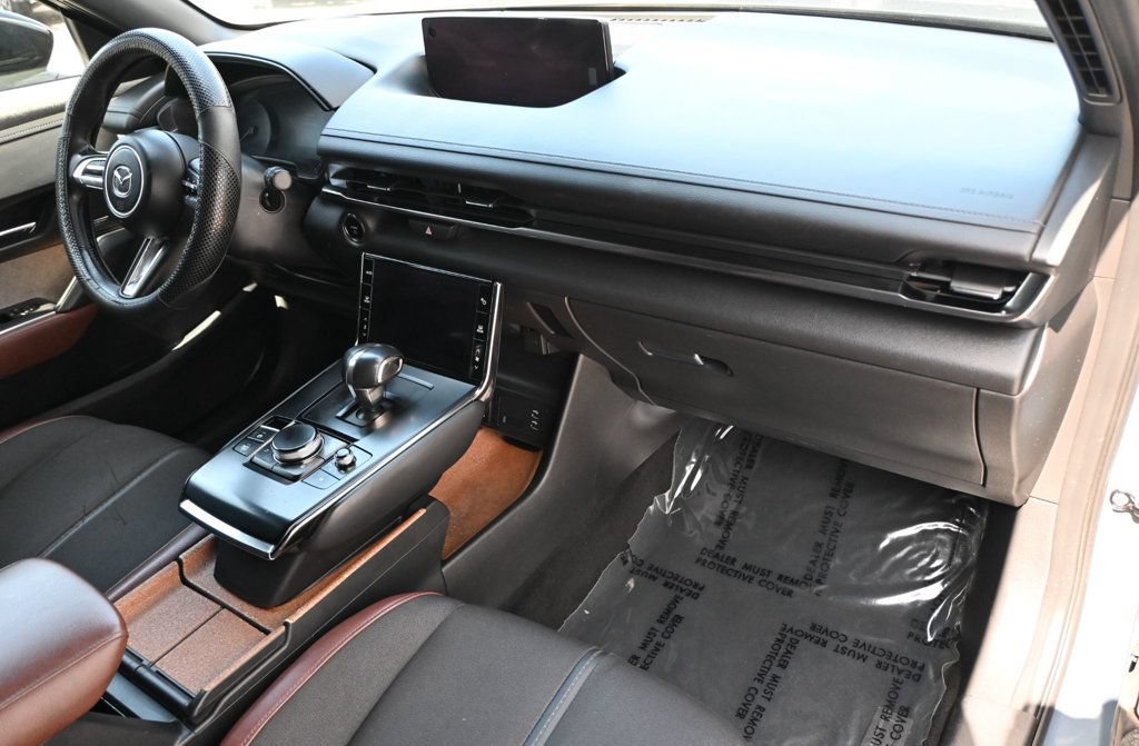 Used 2022 MAZDA MX-30 Electric w/ Premium Plus Pkg FWD image 12