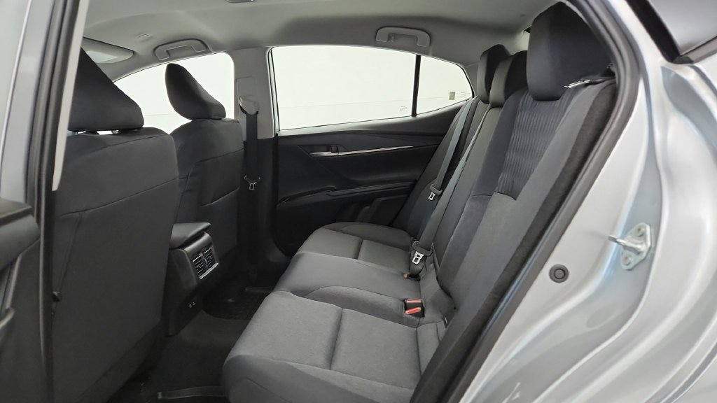 Certified 2025 Toyota Camry LE AWD/4WD image 21