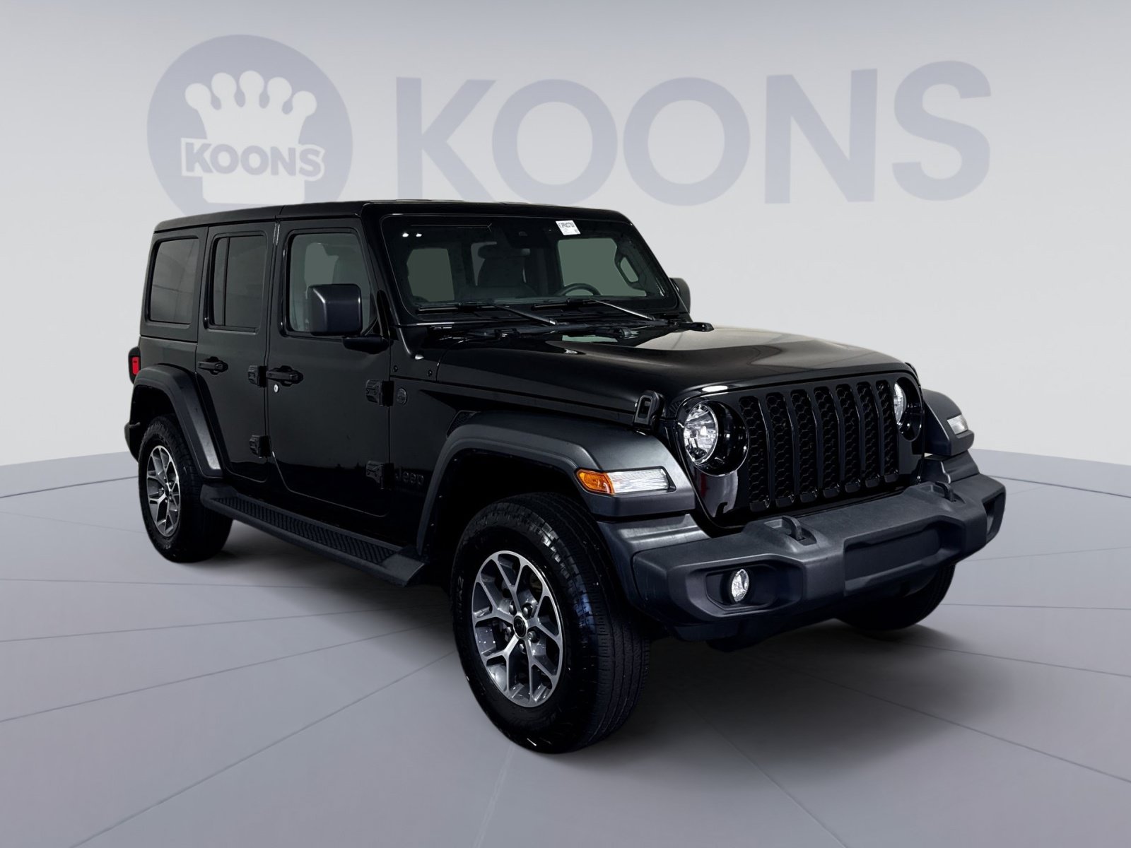 Used 2024 Jeep Wrangler Unlimited Sport AWD/4WD image 10