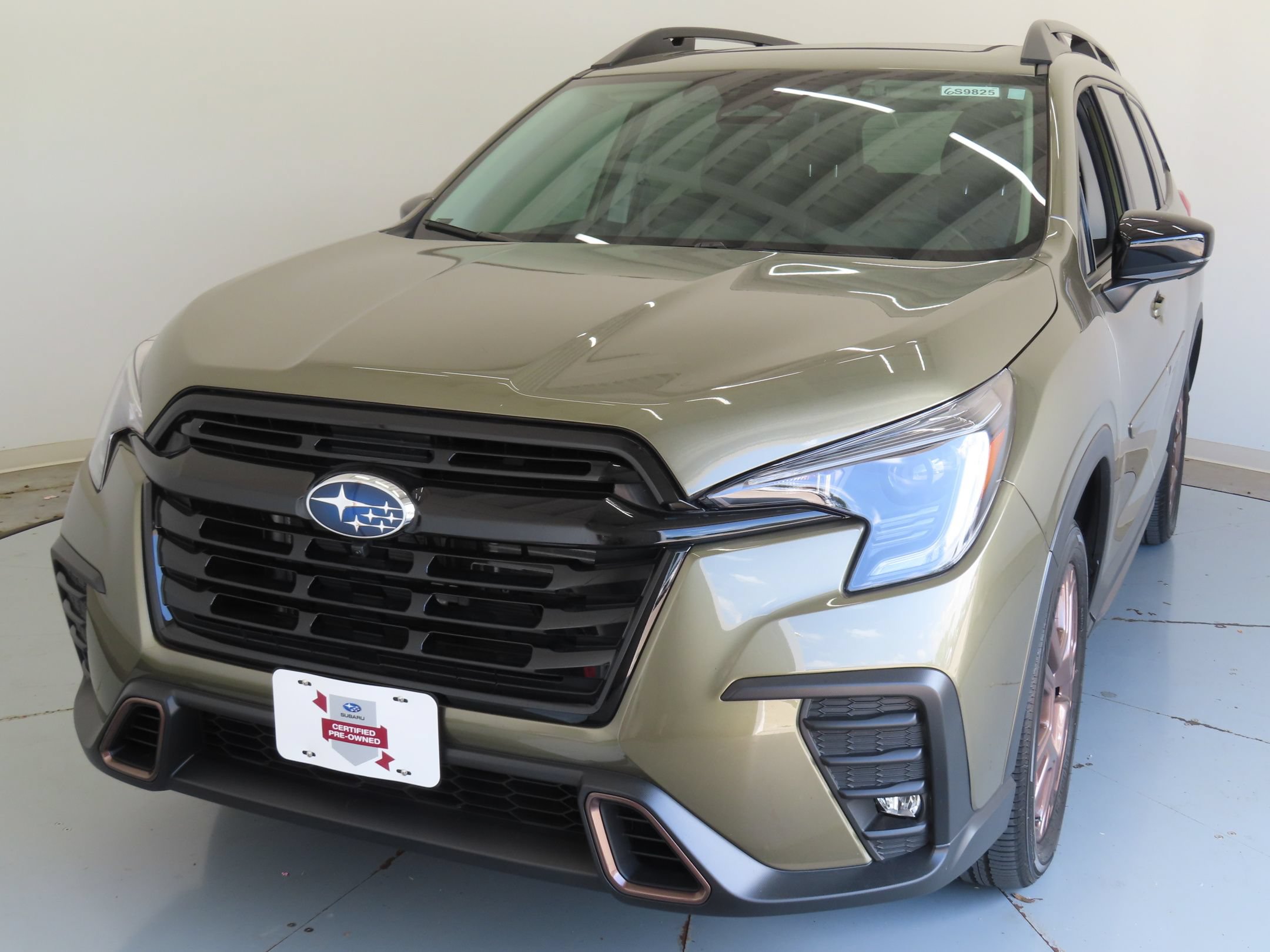 Used 2026 Subaru Ascent Limited Bronze AWD/4WD image 8