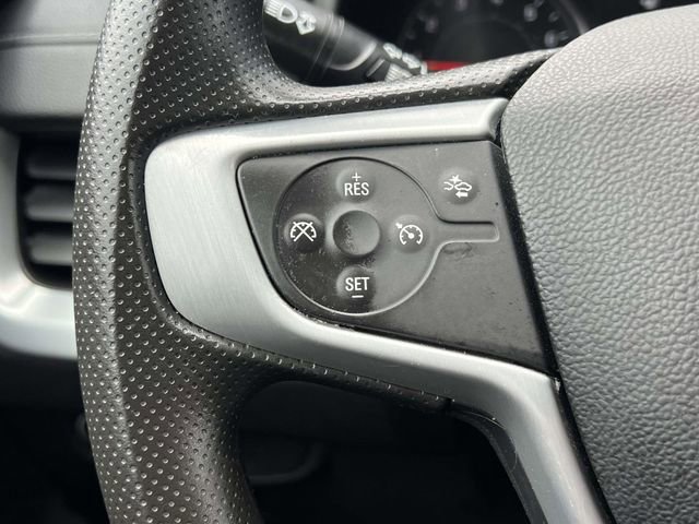 Used 2023 GMC Terrain SLE w/ Driver Convenience Package image 28