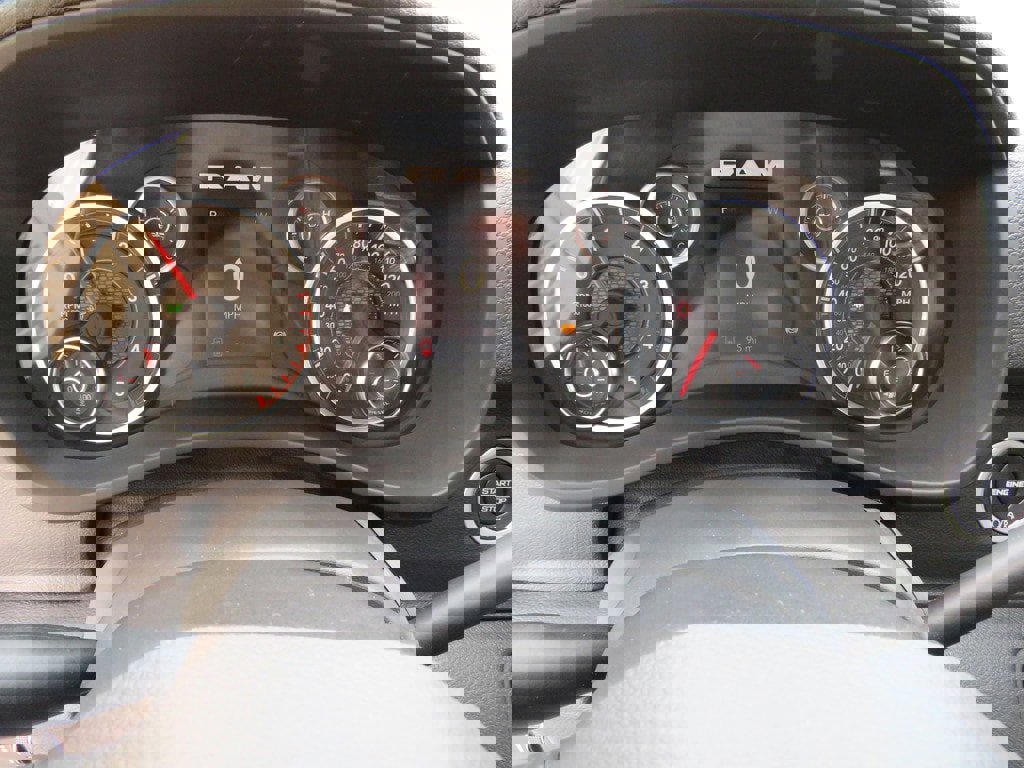 New 2023 RAM 4500 Tradesman image 21