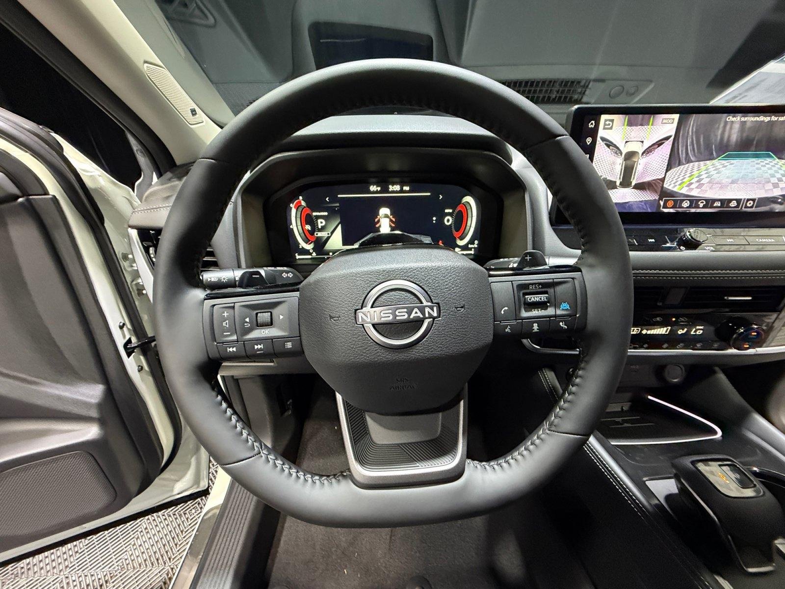 New 2026 Nissan Rogue Platinum w/ Tech Package AWD/4WD image 9