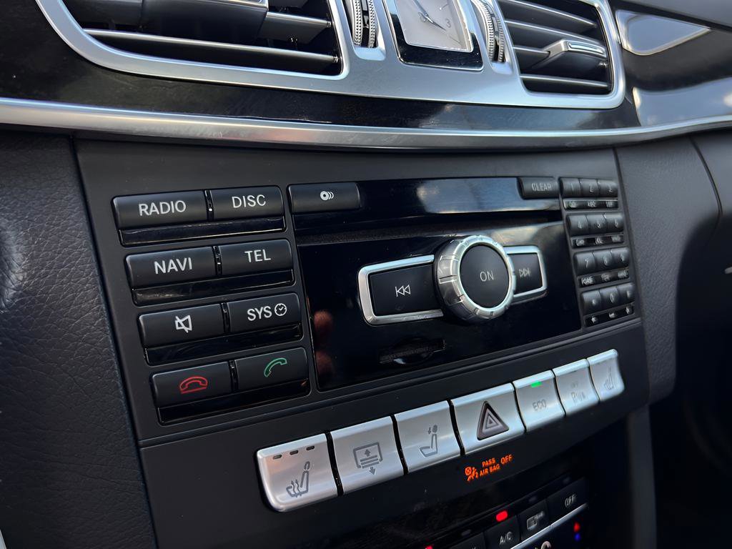 Used 2014 Mercedes-Benz E 350 4MATIC Sedan image 36