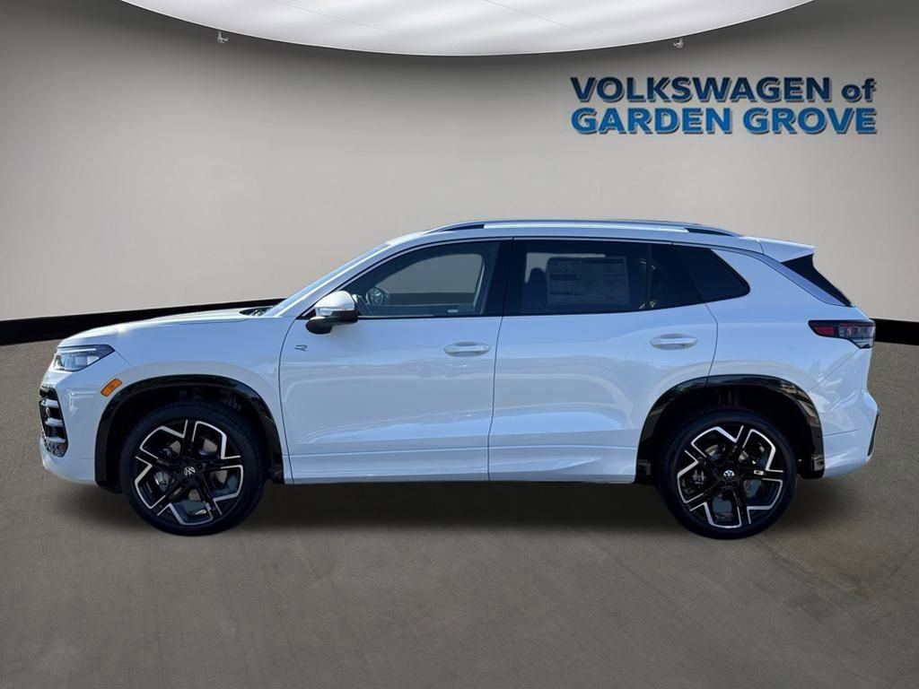 New 2026 Volkswagen Tiguan SEL R-Line image 4