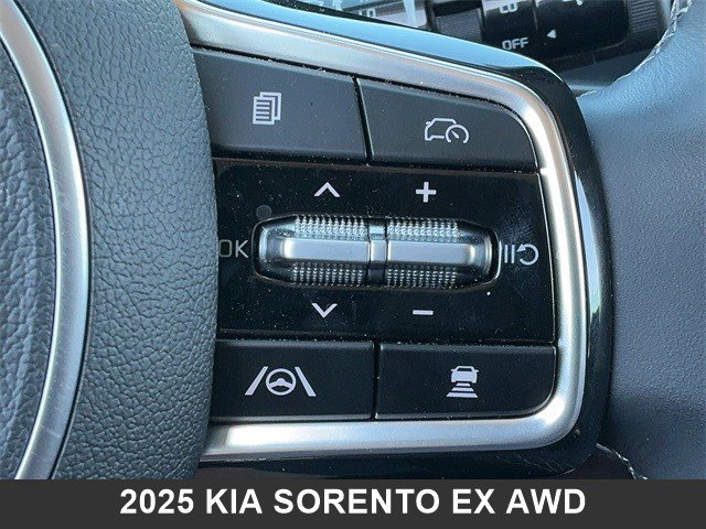 Certified 2025 Kia Sorento EX image 25