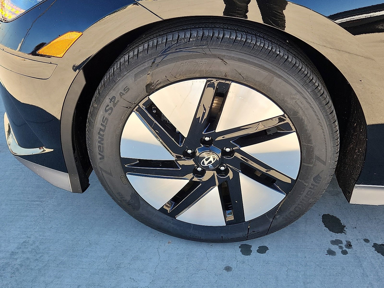 New 2025 Hyundai Ioniq 6 SE image 7