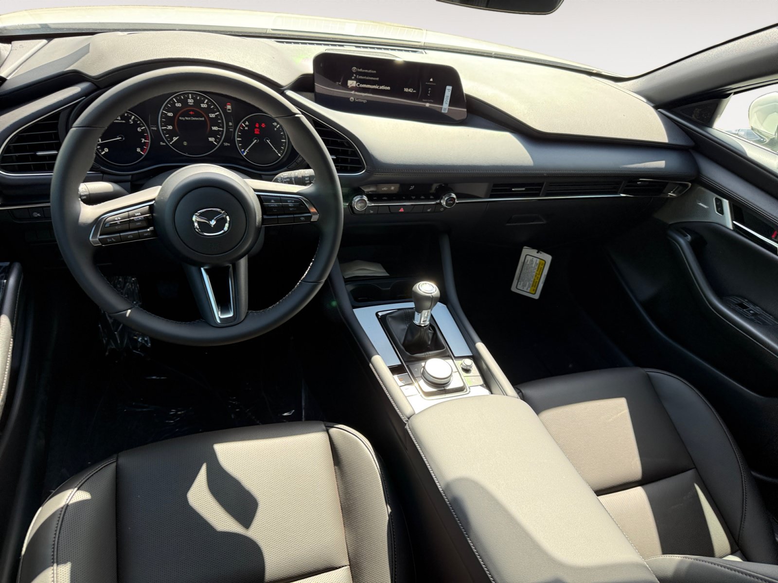 New 2026 MAZDA MAZDA3 2.5 S Hatchback w/ Premium Pkg FWD image 15