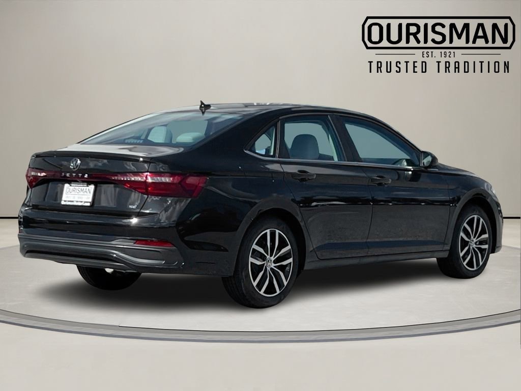 New 2025 Volkswagen Jetta SE image 4