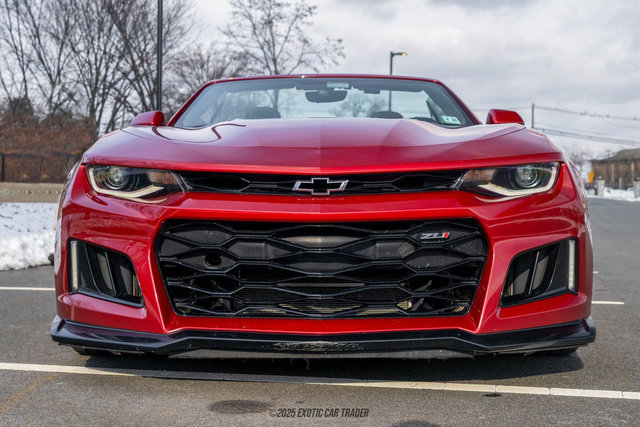 Used 2019 Chevrolet Camaro ZL1 image 13