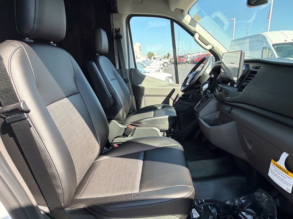 New 2027 Ford Transit 250 148 Medium Roof w/ Load Area Protection Package RWD image 26