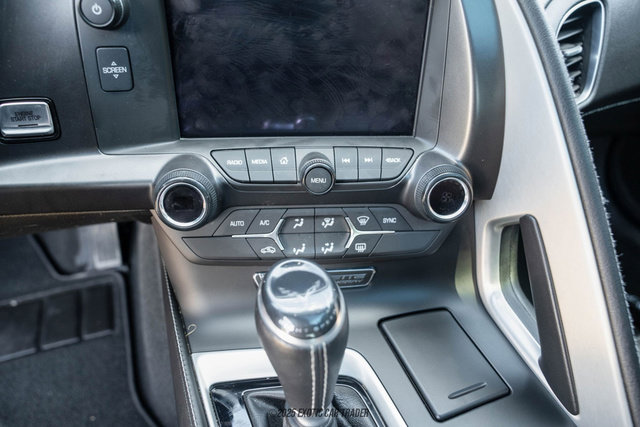 Used 2019 Chevrolet Corvette Stingray Coupe w/ Carbon Flash Badge Package image 59