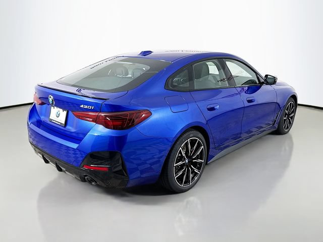 Used 2026 BMW 430i xDrive w/ M Sport Package AWD/4WD image 7