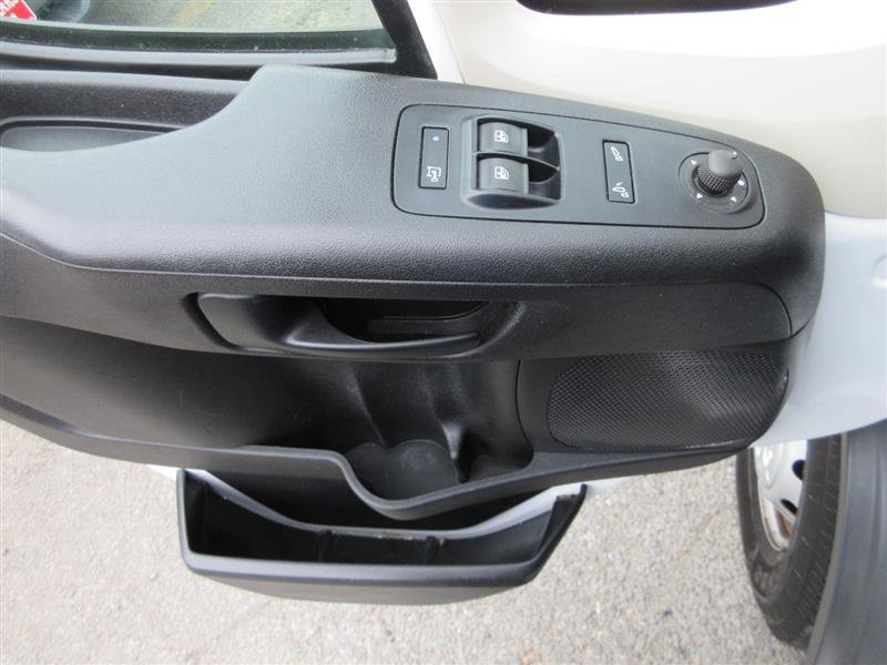 Used 2017 RAM ProMaster 2500 FWD image 9