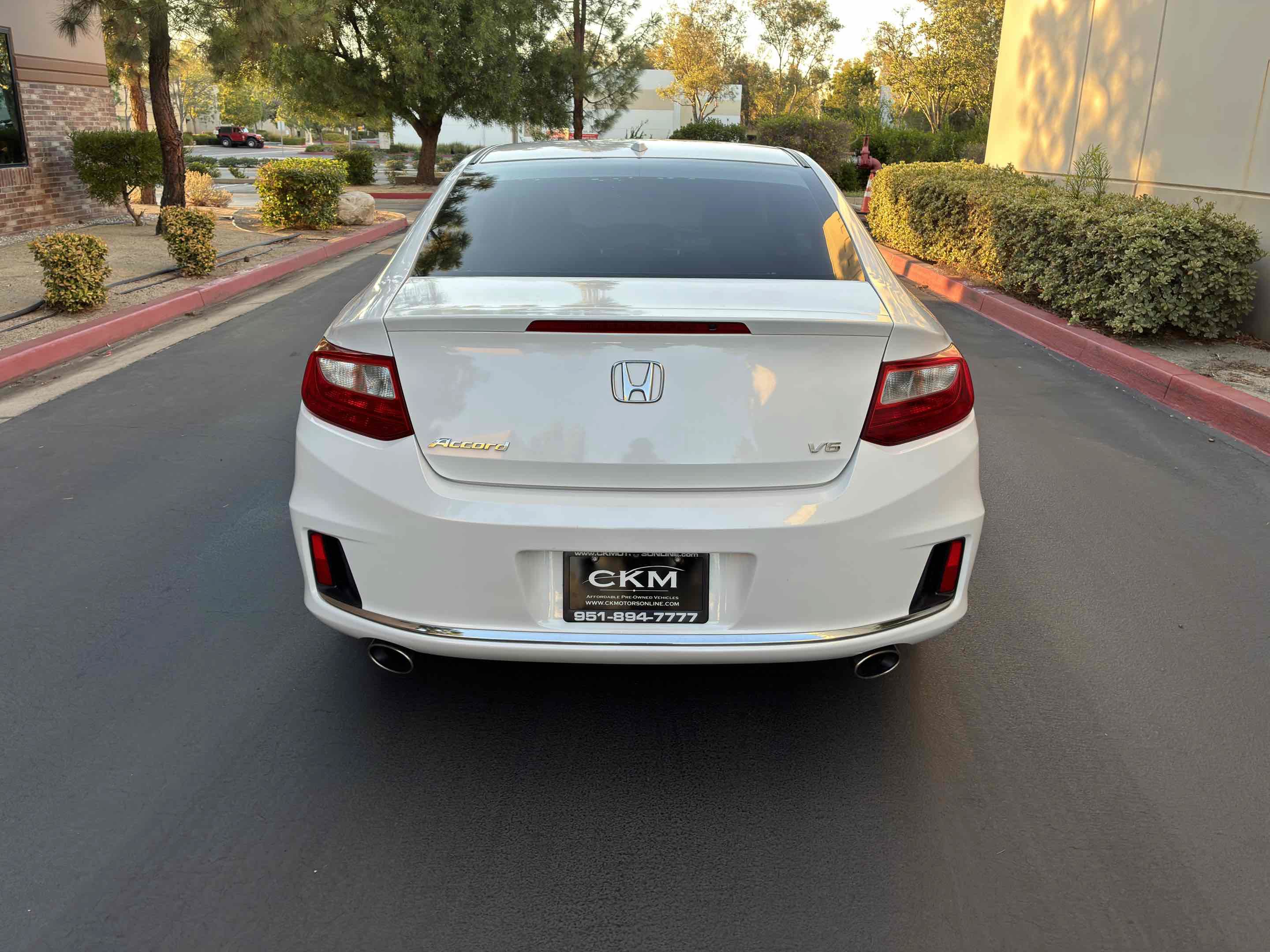 Used 2015 Honda Accord EX-L image 23