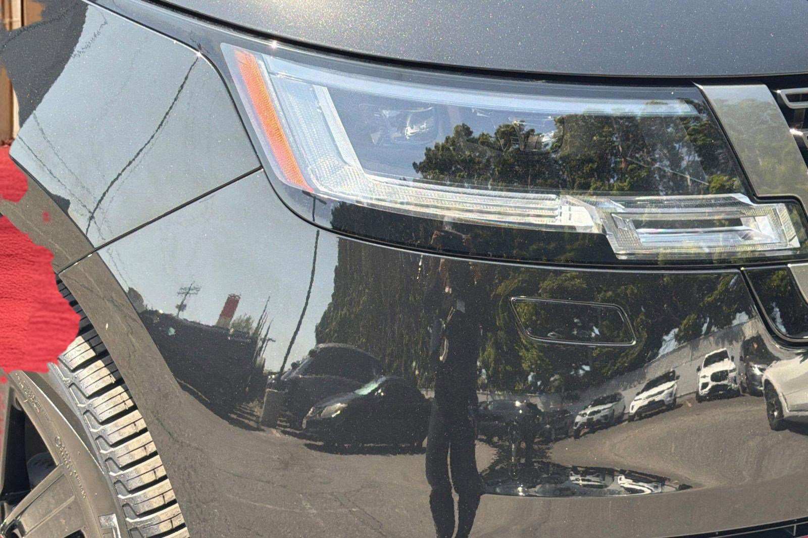 Used 2023 Land Rover Range Rover SE image 10