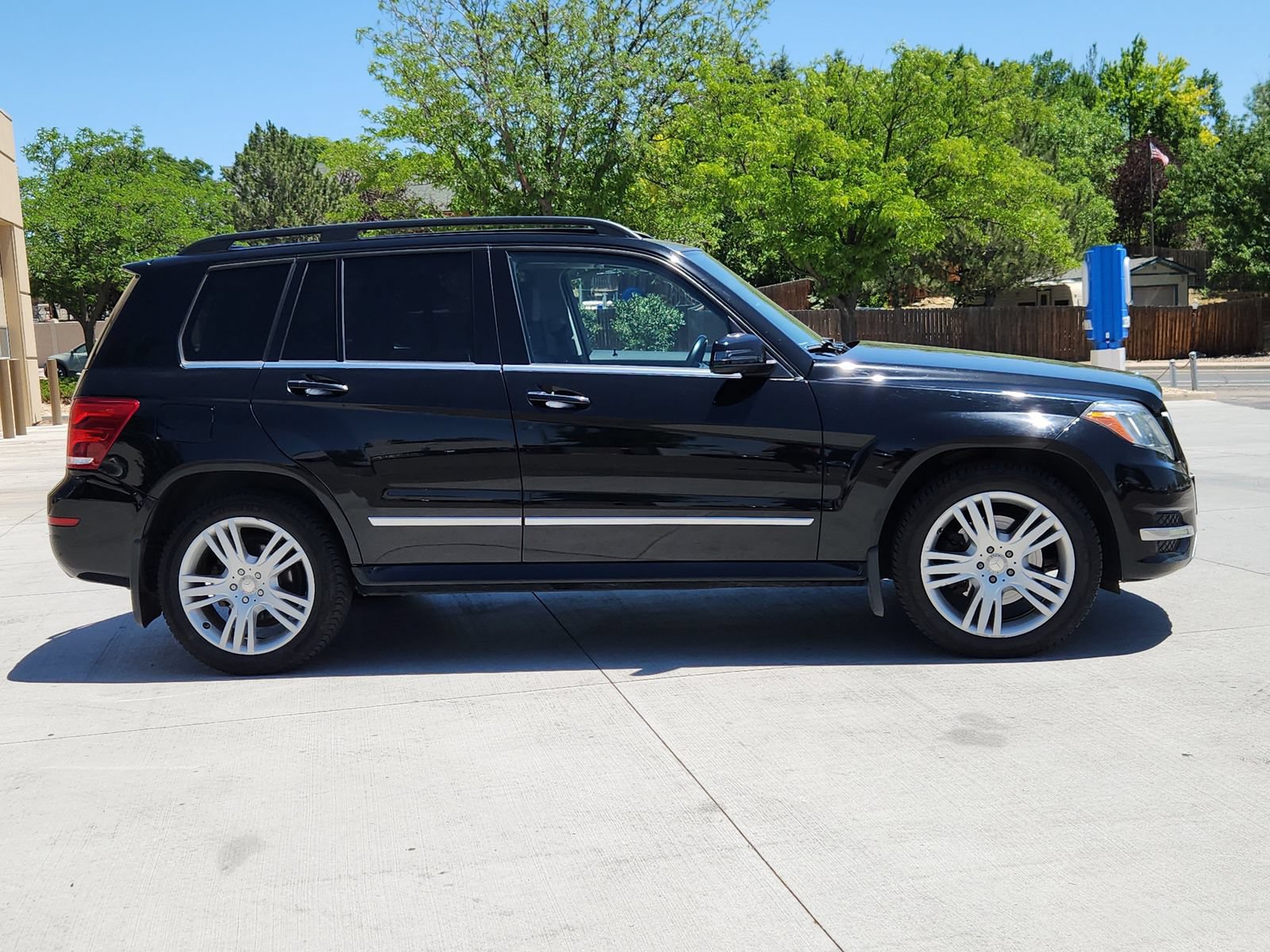 Used 2014 Mercedes-Benz GLK 350 4MATIC image 6
