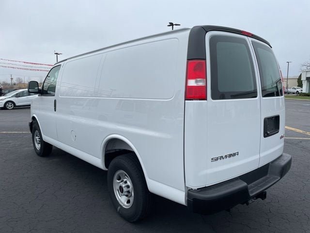 New 2025 GMC Savana 2500 w/ Driver Convenience Package RWD image 5