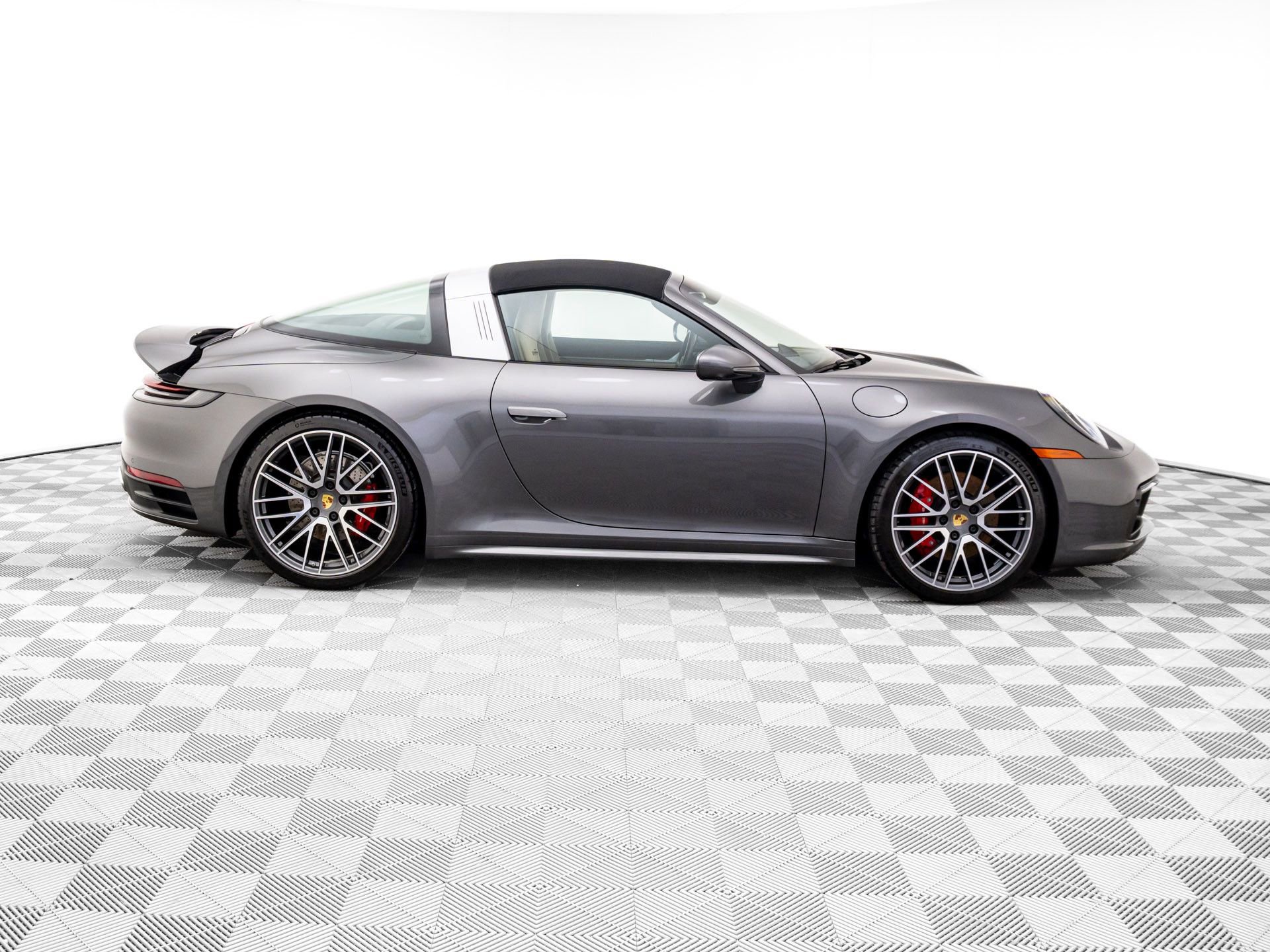 Certified 2021 Porsche 911 Targa 4S image 7