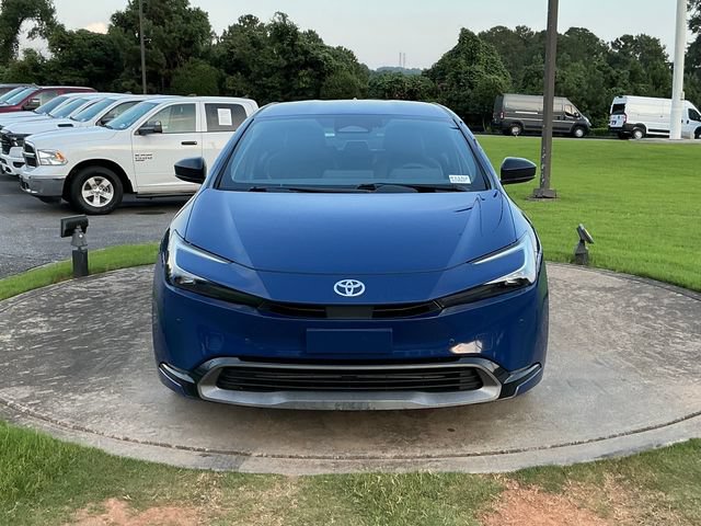 Used 2023 Toyota Prius XLE AWD/4WD image 2