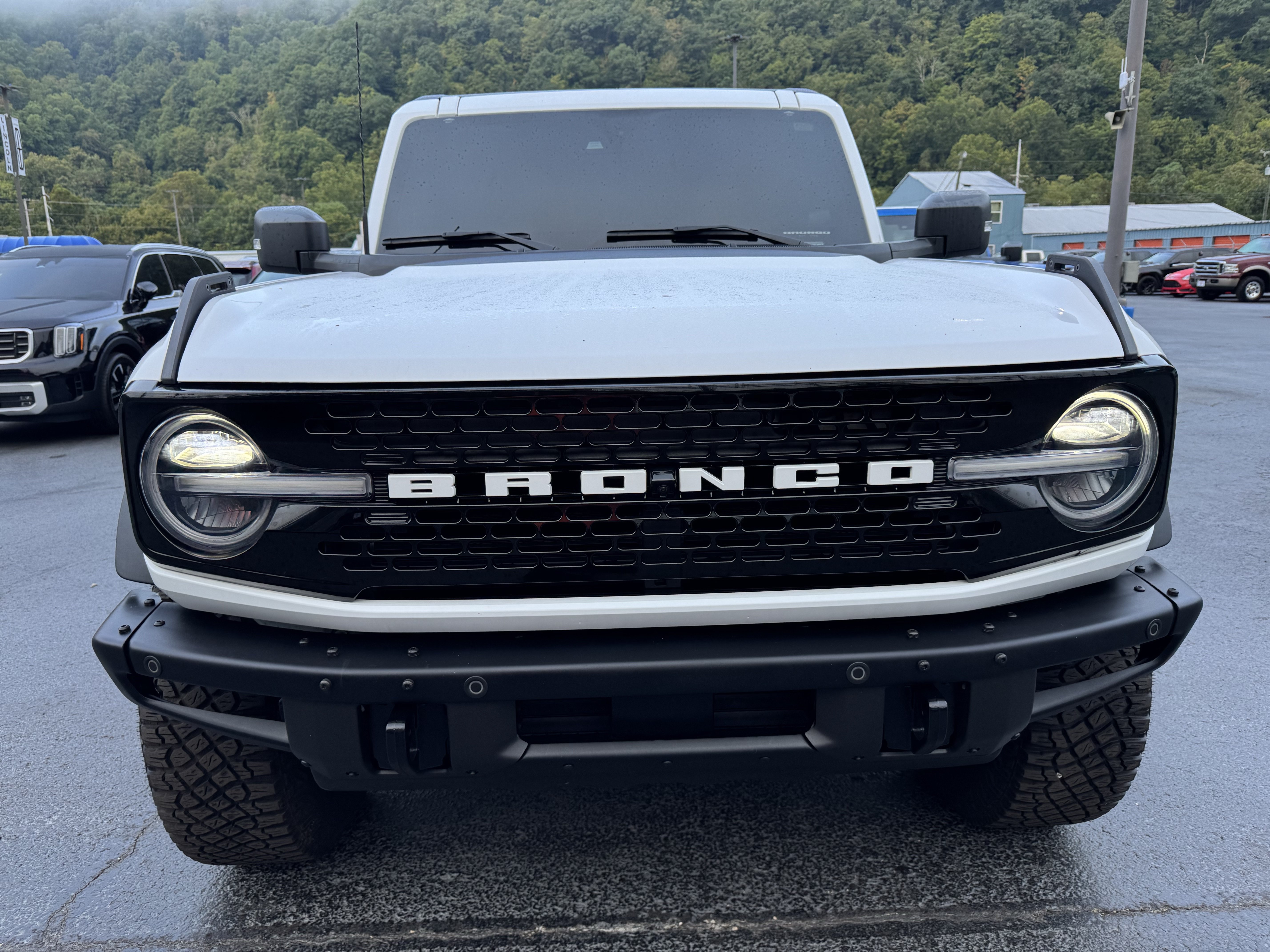 Used 2024 Ford Bronco Wildtrak AWD/4WD image 2