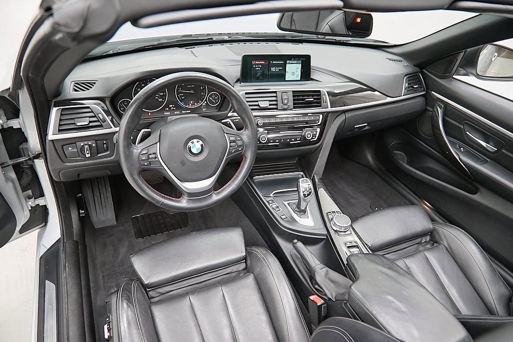 Used 2018 BMW 430i xDrive Convertible image 12