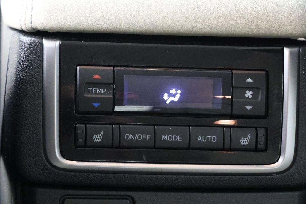 Used 2024 Subaru Ascent Limited image 12