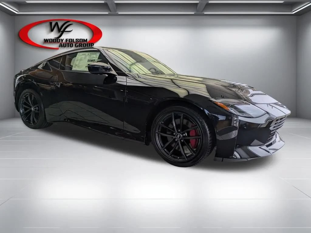 New 2026 Nissan Z Performance w/ Floor Mat Package RWD image 2