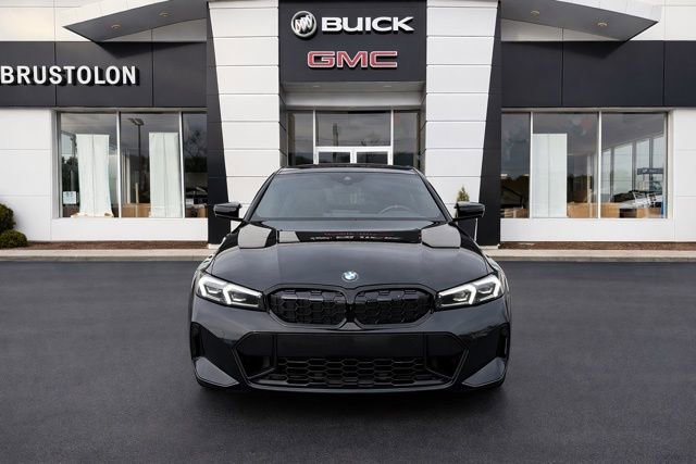 Used 2025 BMW M340i xDrive w/ Premium Package image 4