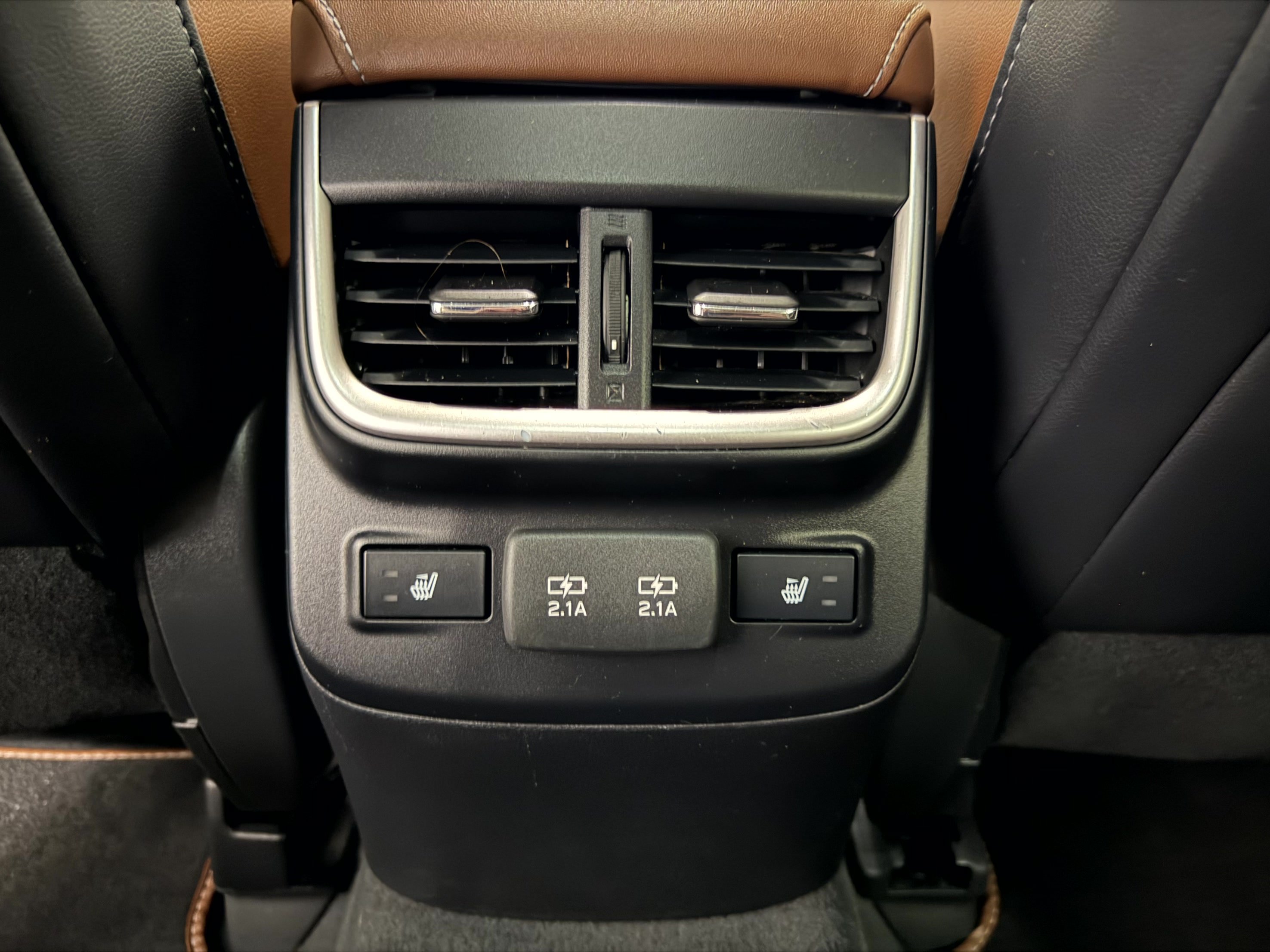 Used 2020 Subaru Outback Touring XT AWD/4WD image 26