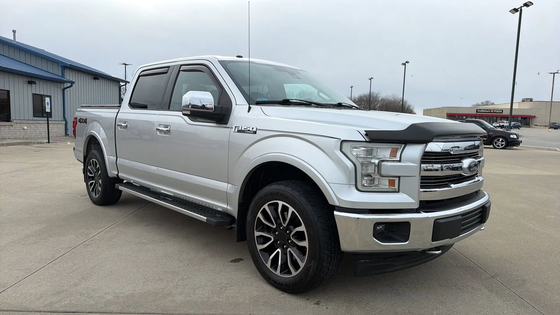 Used 2017 Ford F150 Lariat w/ Equipment Group 502A Luxury image 31