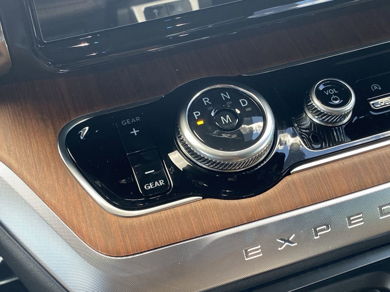 New 2025 Ford Expedition King Ranch image 30