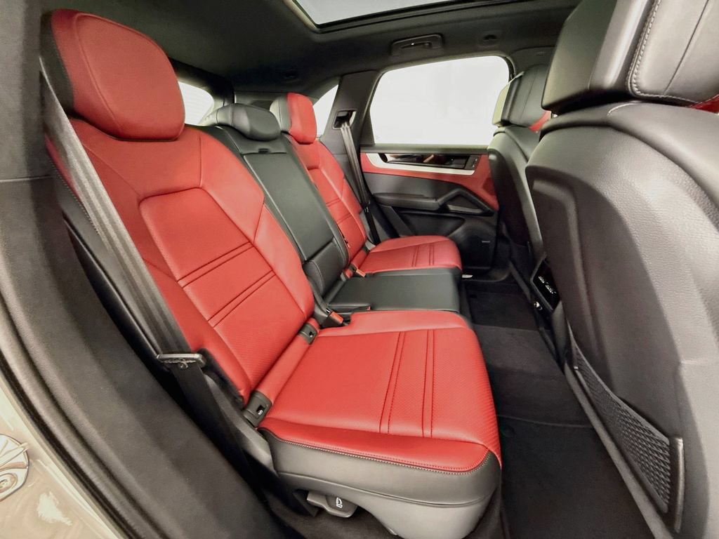 New 2026 Porsche Cayenne AWD/4WD image 28