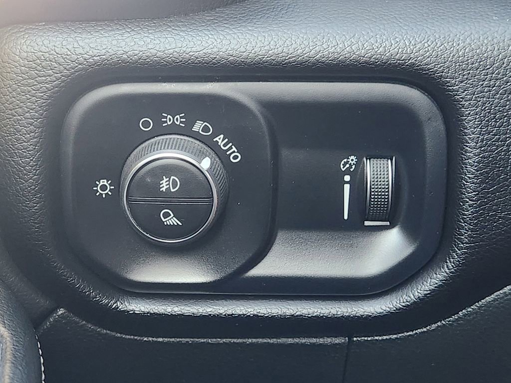 Used 2024 RAM 2500 Big Horn image 34