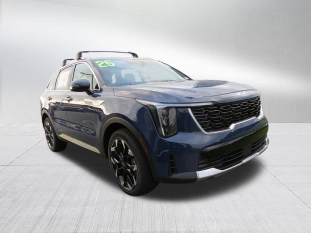 New 2025 Kia Sorento EX image 2