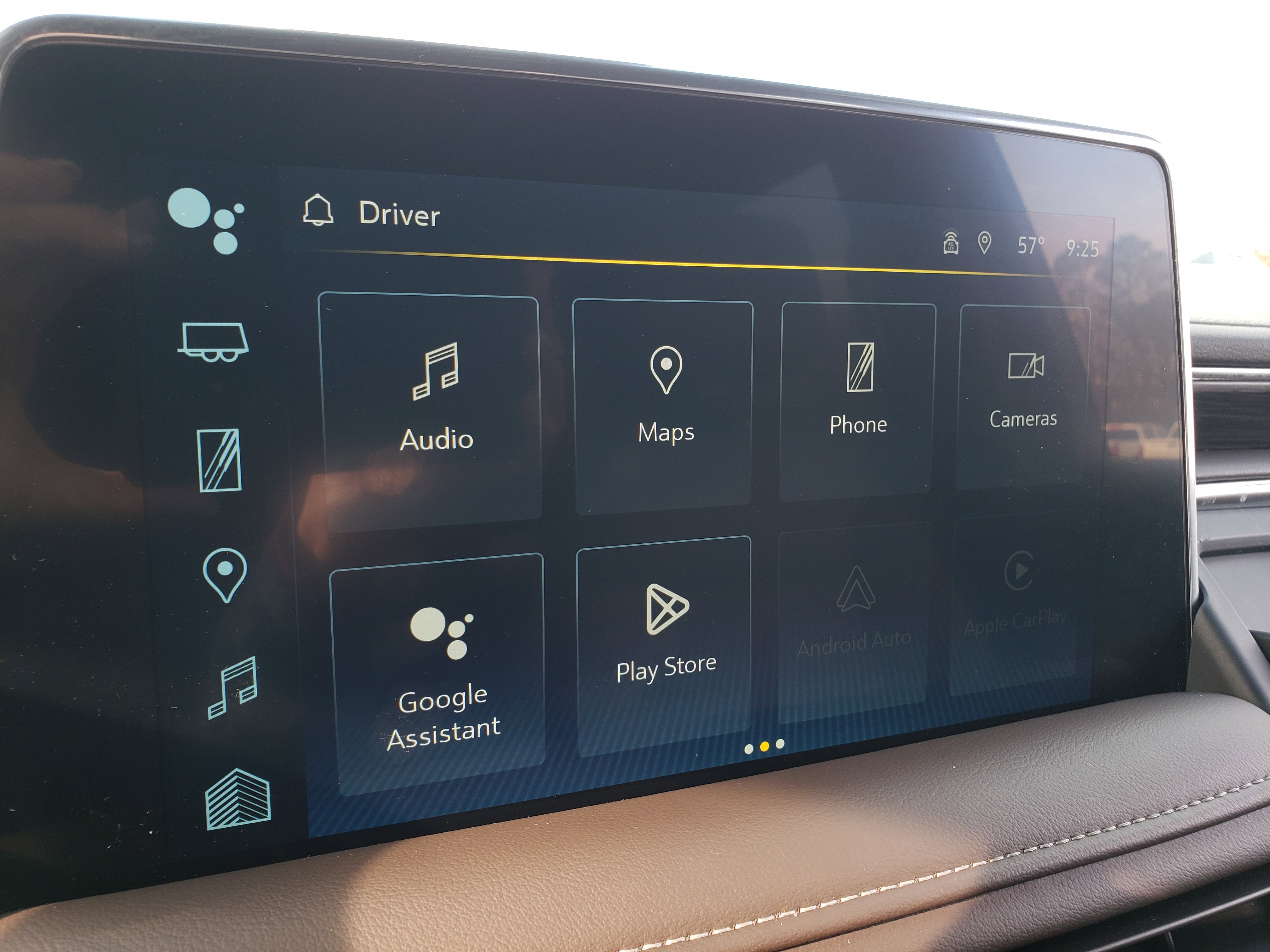 Used 2024 Chevrolet Tahoe LT w/ Luxury Package image 19