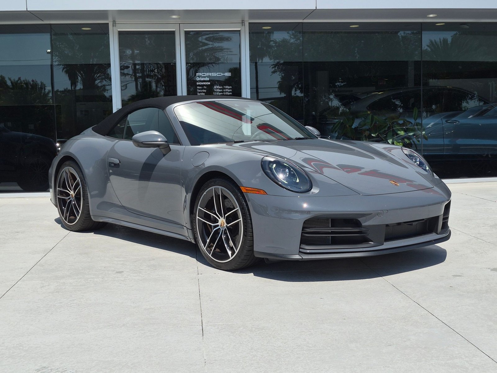 Certified 2025 Porsche 911 Carrera RWD image 7
