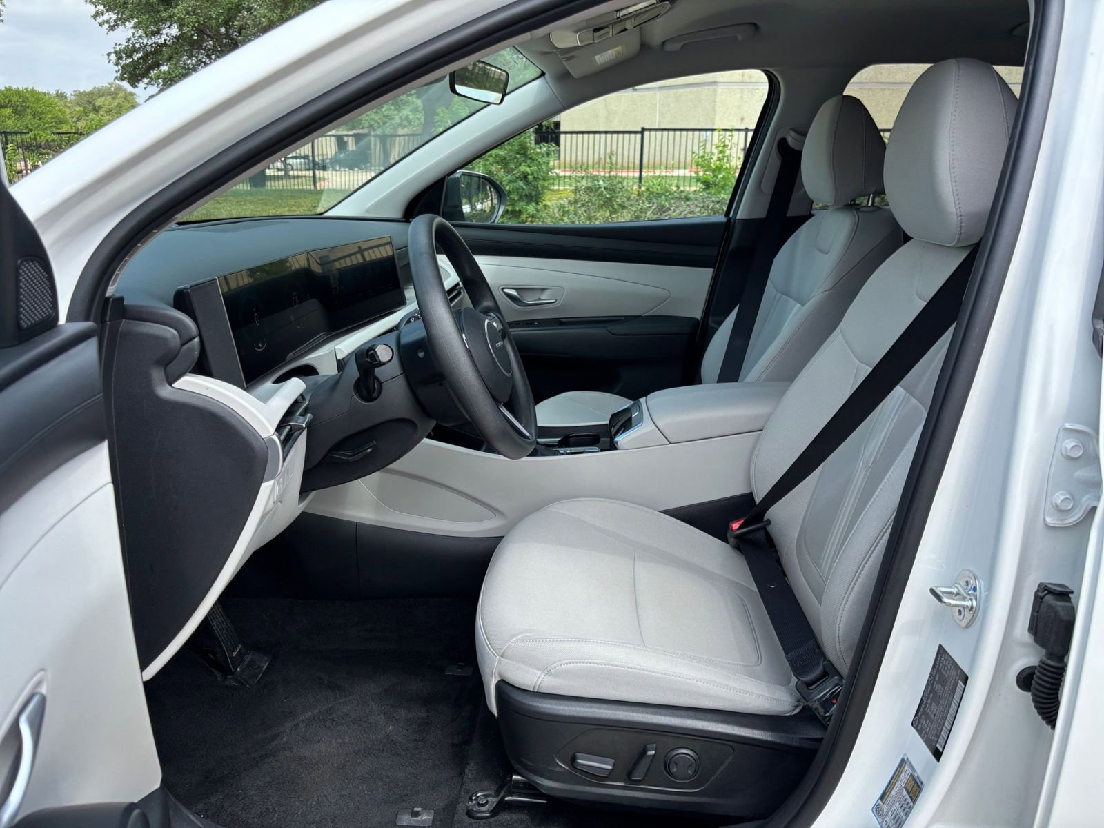 Used 2025 Hyundai Tucson SEL AWD/4WD image 30