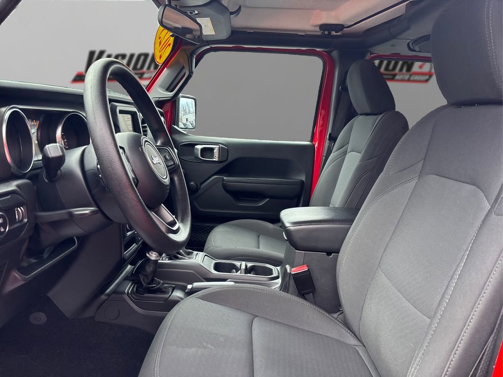 Used 2023 Jeep Gladiator Sport image 9